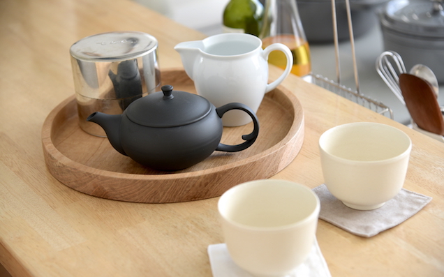 春には丁寧なお茶時間を。東屋の茶器で日本茶を楽しもう！