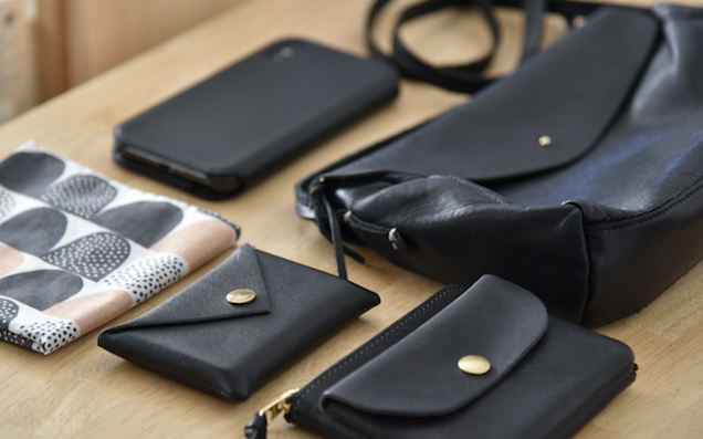 流行りの小さめバッグにぴったりな「小さめの財布」